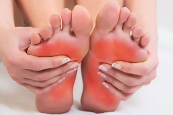 Foot pain treatment in the Pasadena, TX 77505, Baytown, TX 77521, Houston, TX 77089 & 77023, League City, TX 77573, Pearland, TX 77584 area