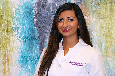 Podiatrist, Foot Doctor Hina Hassan in the Pasadena, TX 77505; Baytown, TX 77521; Houston, TX 77089 & 77023; League City, TX 77573 and Pearland, TX 77584 area